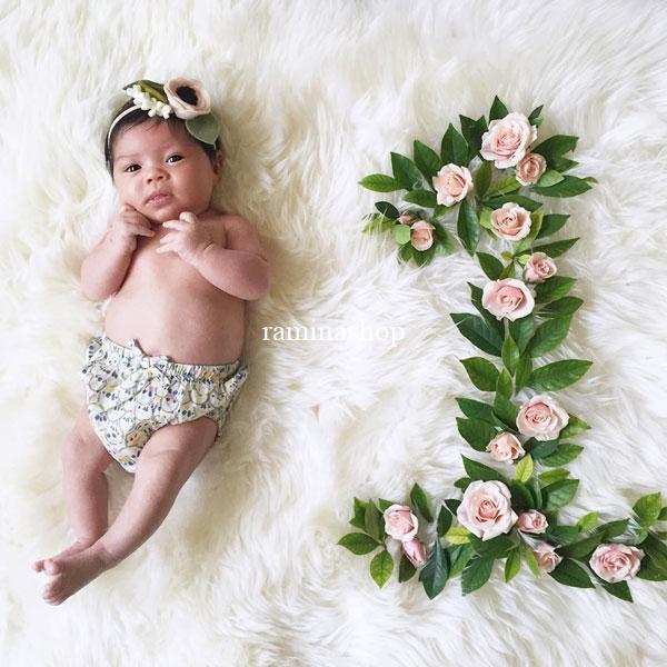 ایده عکاسی یک ماهگی نوزاد دختر