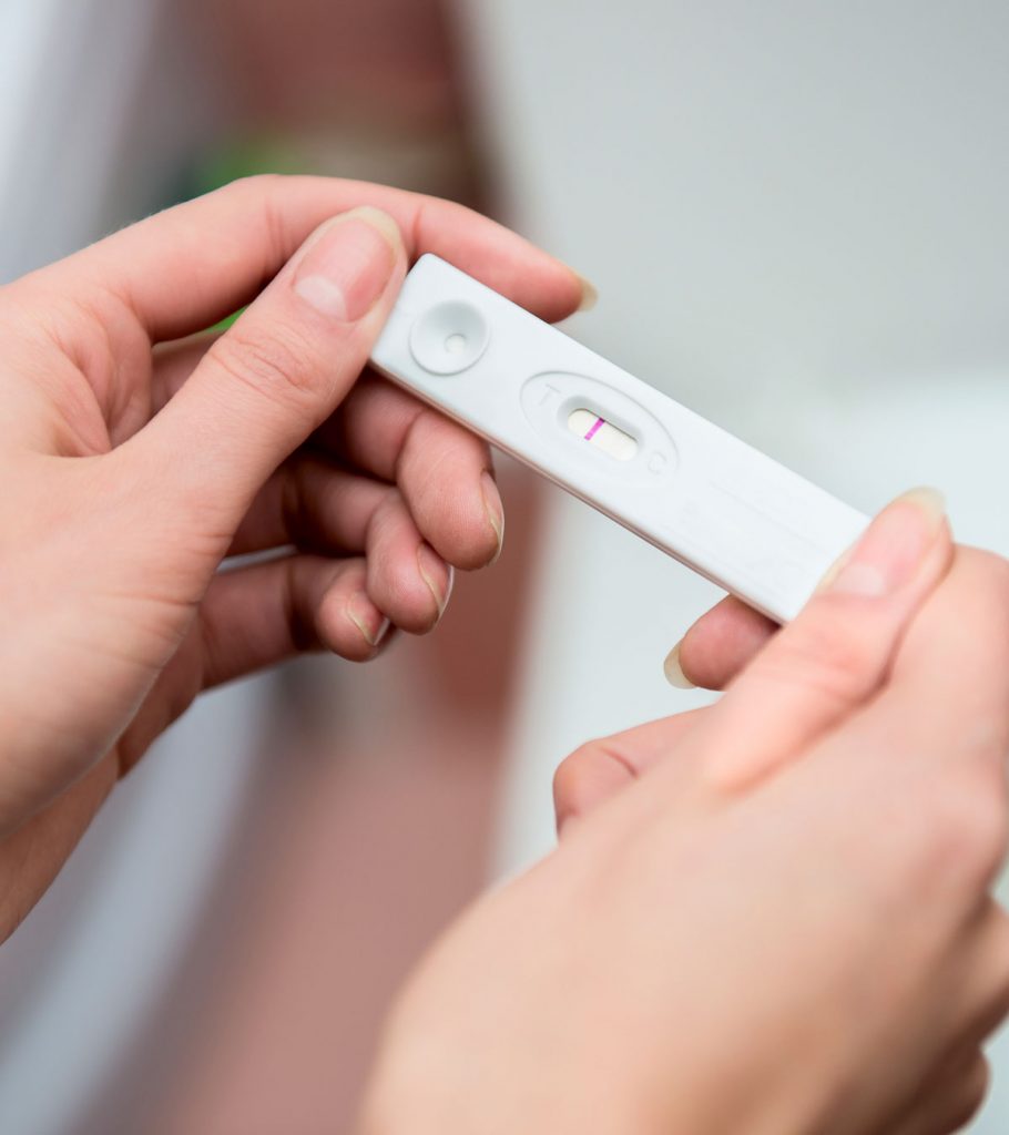 کلومفین باعث منفی شدن تست بارداری می شود؟